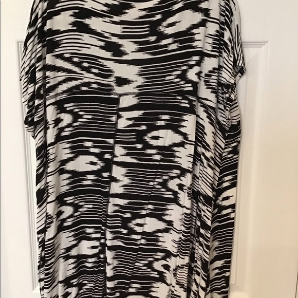 Plus Size Cynthia Rowley Top - Picture 2 of 4